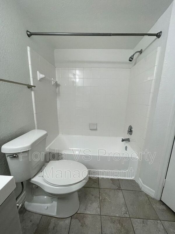 Building Photo - 2206 Antigua Pl