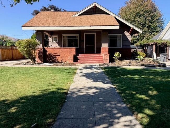 Building Photo - 120 S Franklin Ave