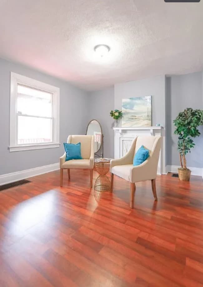 Building Photo - Spacious 4 Bedroom Home in Swissvale