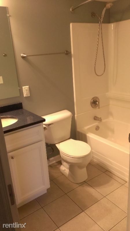 Building Photo - 3 br, 1.5 bath House - 1110 Hayden Dr