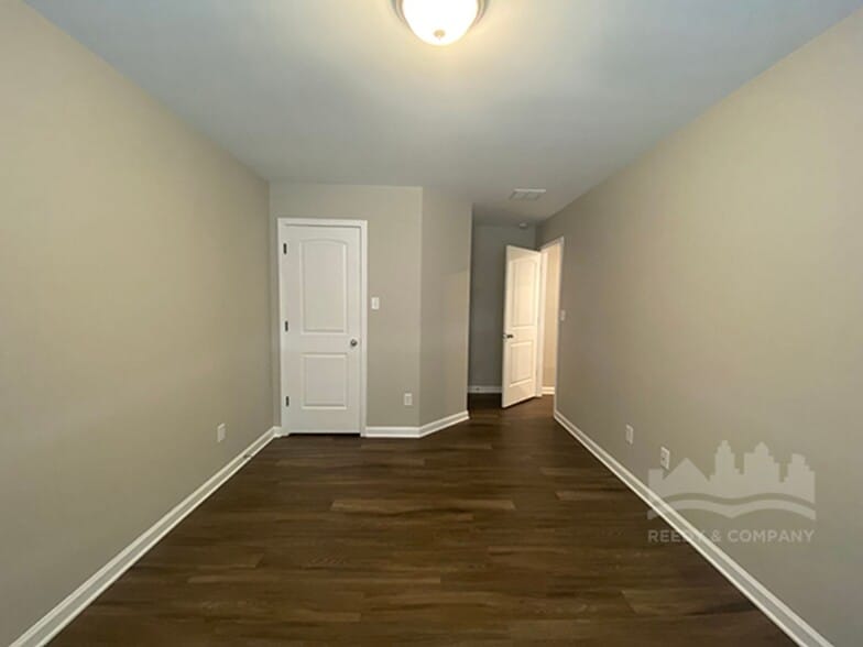 Building Photo - 4205 Tutwiler Ave
