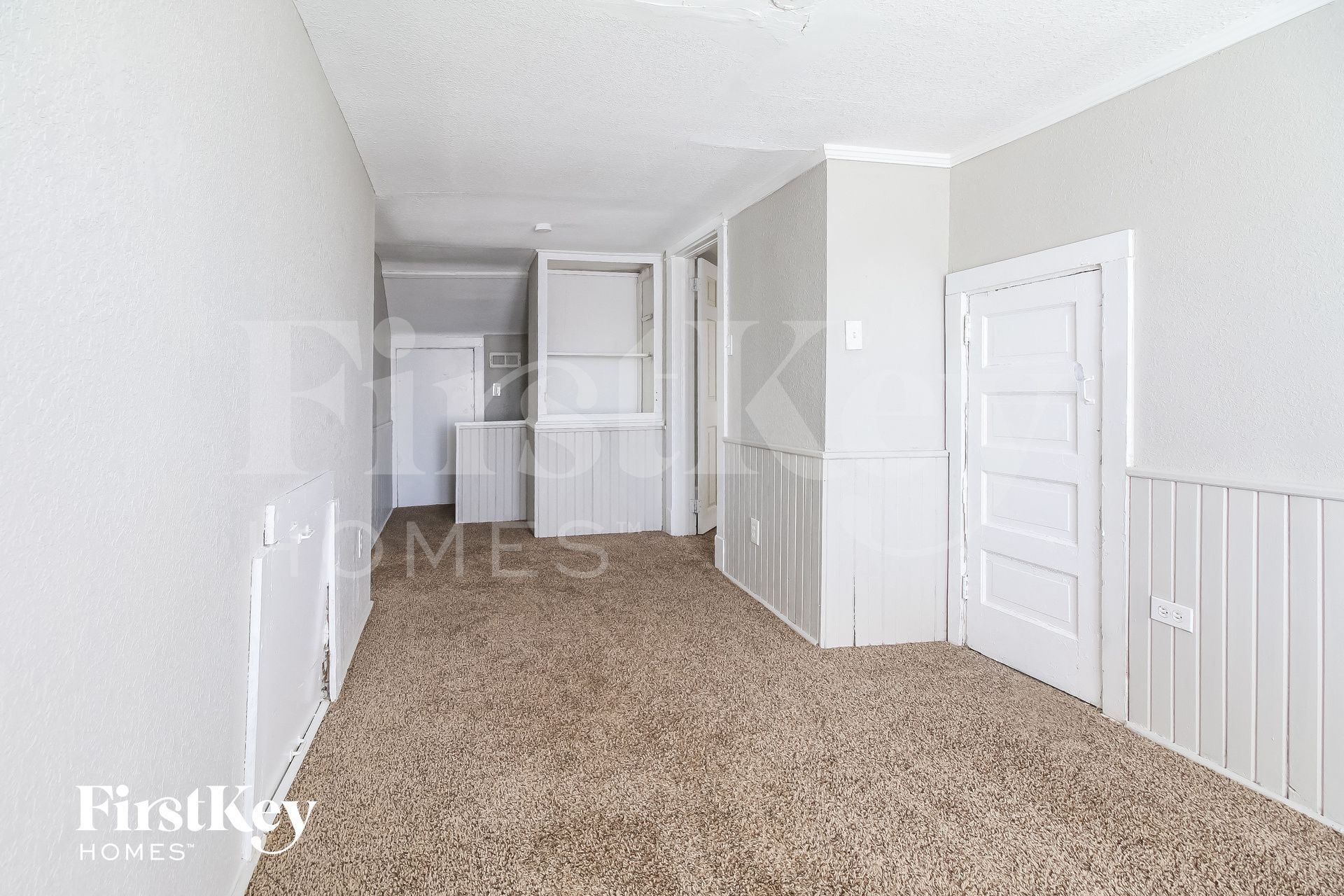 Building Photo - 1723 S Crescent Ave