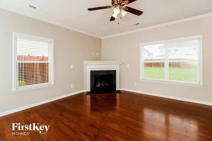 Building Photo - 6608 Championship Dr