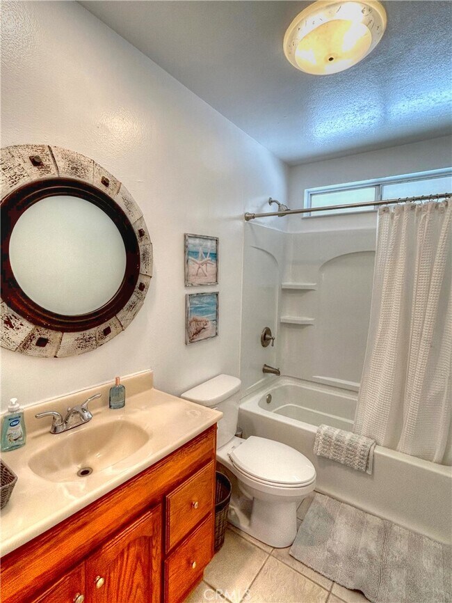 Building Photo - 308 Avenida Granada