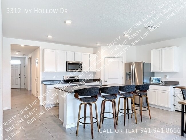 Building Photo - 3312 Ivy Holw Dr