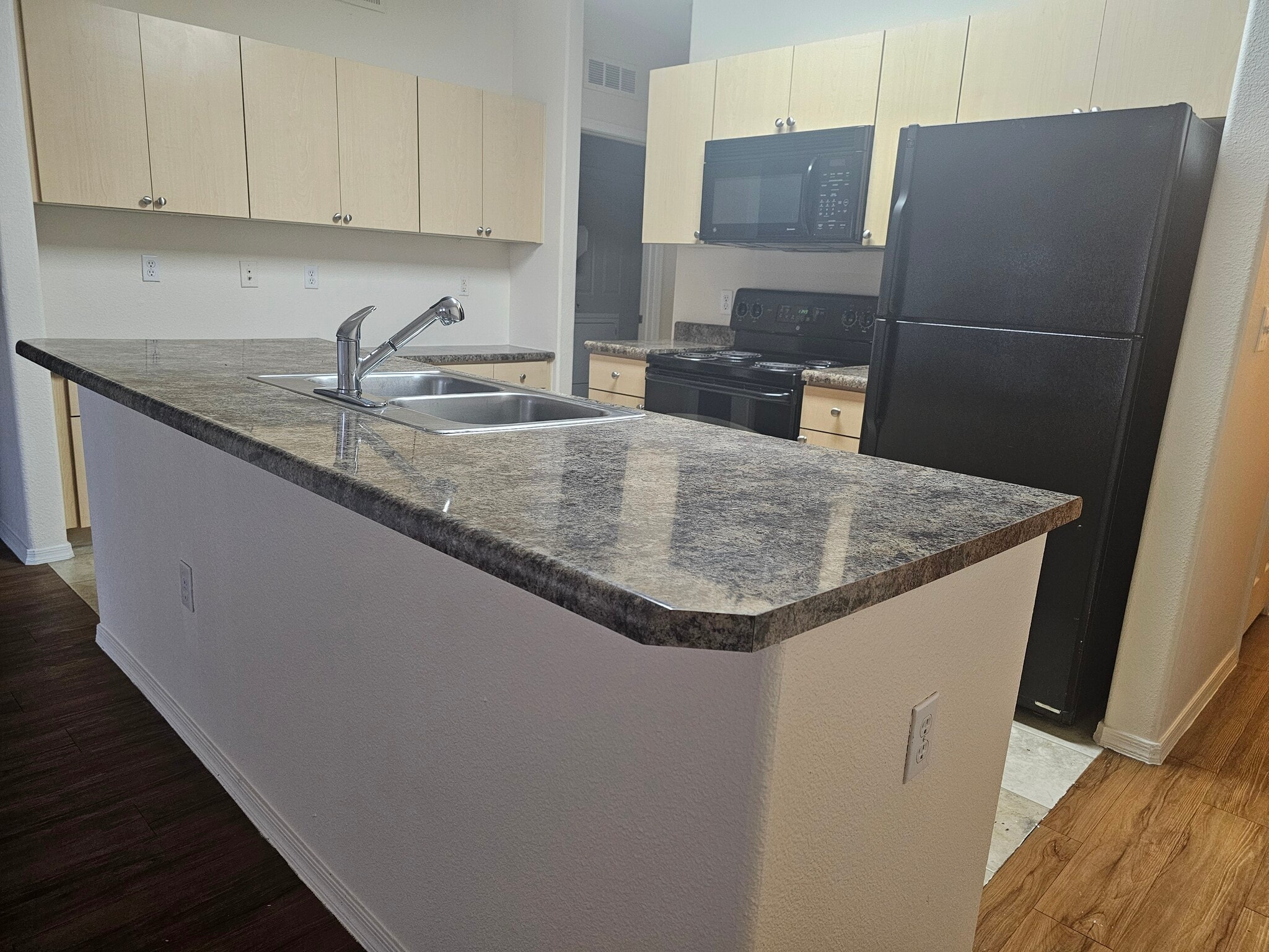 Building Photo - 18416 Cave Creek Road