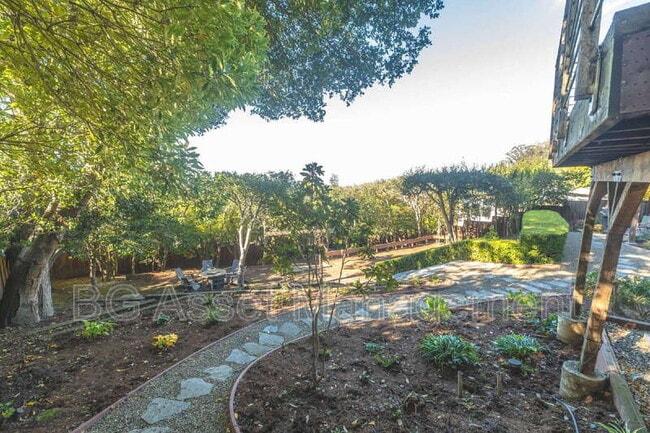 Building Photo - 1411 Arlington Blvd