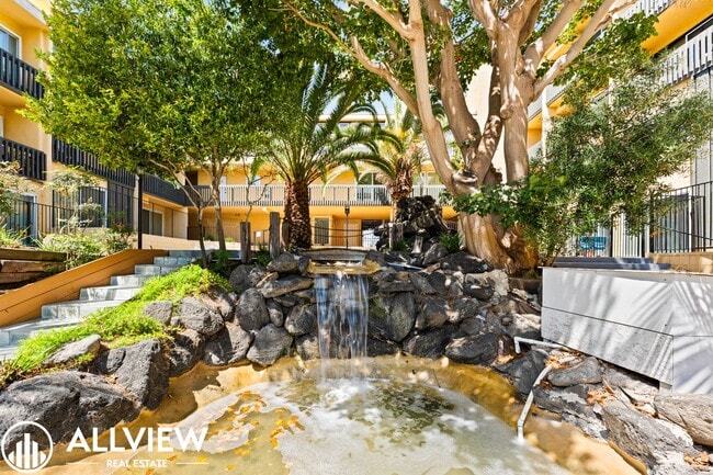 Building Photo - Newly Renovated 1 Bed / 1 Bath in Gated El Segundo Community – Pool, Gym, Parking & Prime Location