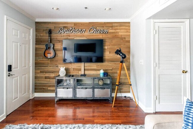 Building Photo - 125 Lea Ave