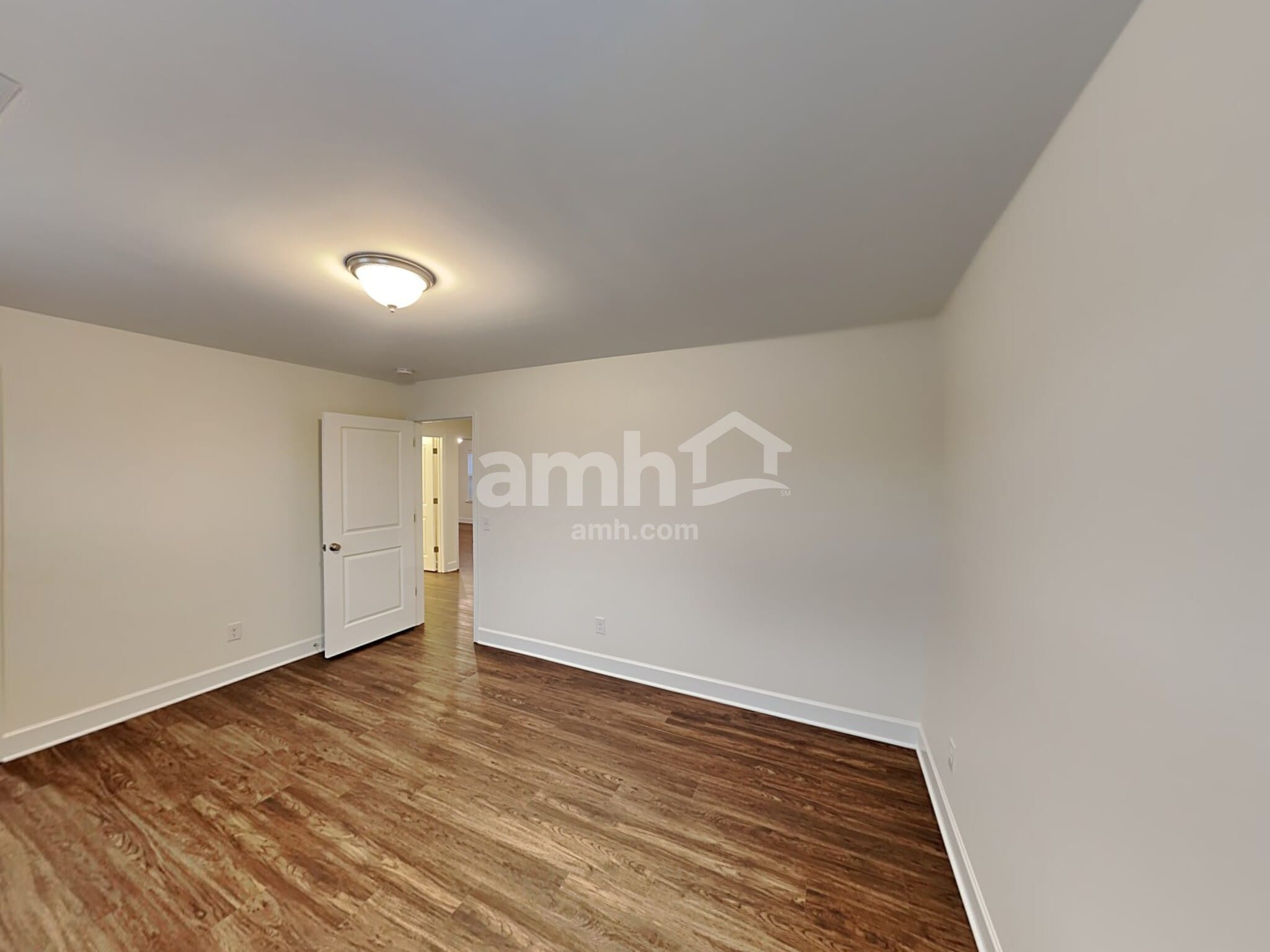 Building Photo - 3012 Esquire Dr