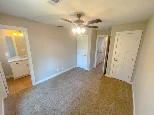 Building Photo - Brand New Home