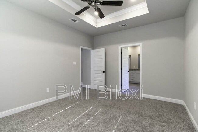 Building Photo - 84 Saltmeadow Cir