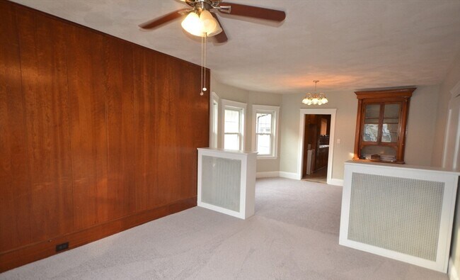 Building Photo - 20 Benton Rd