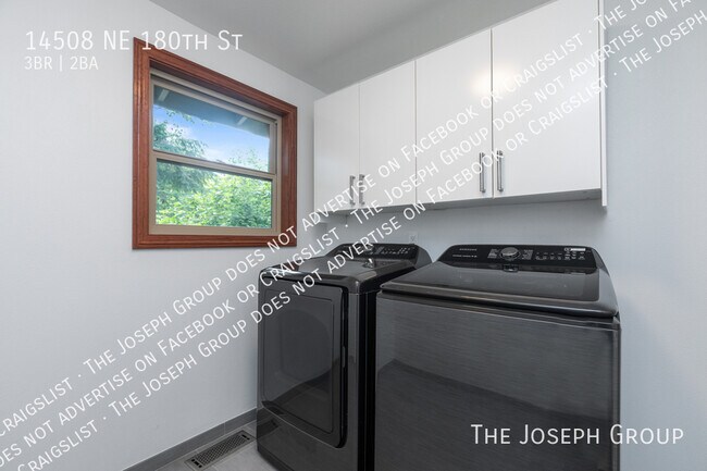 Building Photo - 14508 NE 180th St