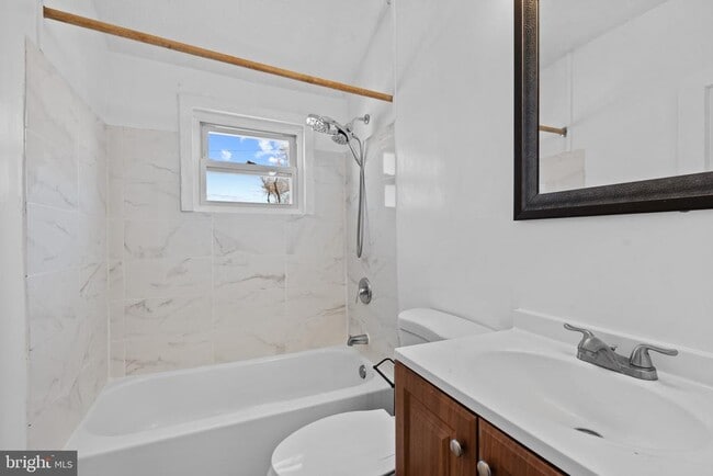 Building Photo - 328 Stemmers Run Rd