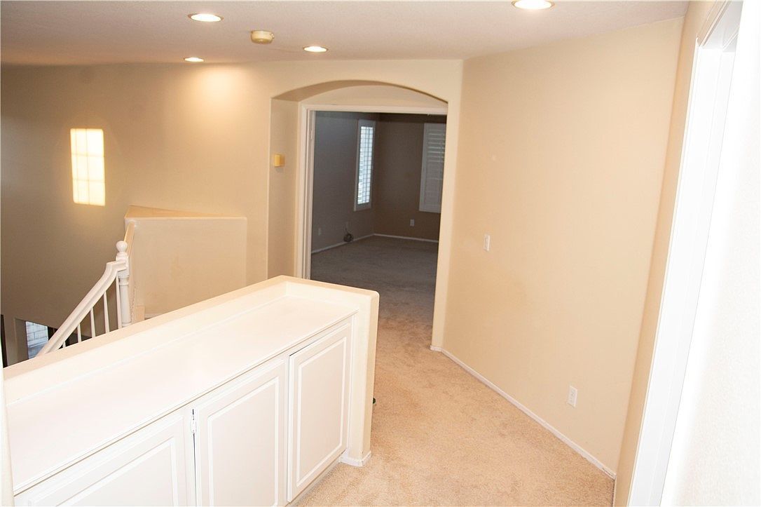 Building Photo - 30432 Vineyard Ln