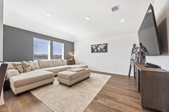 Building Photo - 14200 Yellow Jacket Ct