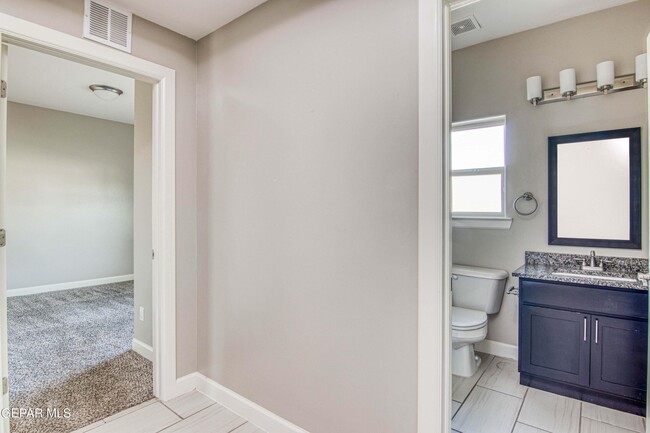 Building Photo - 14700 Harry Flournoy Ave