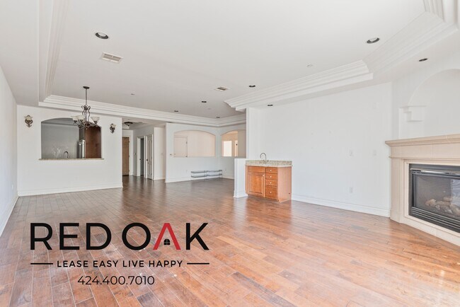 Building Photo - 10640 Woodbridge St