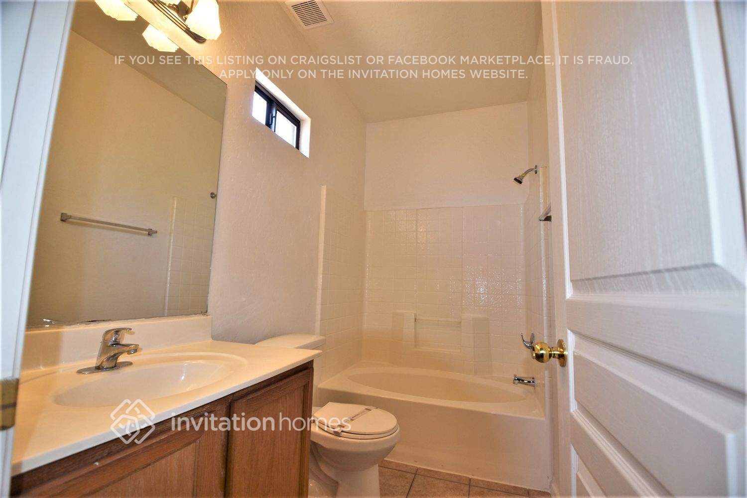 Building Photo - 907 W St Kateri Ave