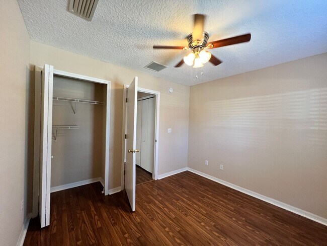 Building Photo - 3/2 Townhome in Riverside at Julington Cre...