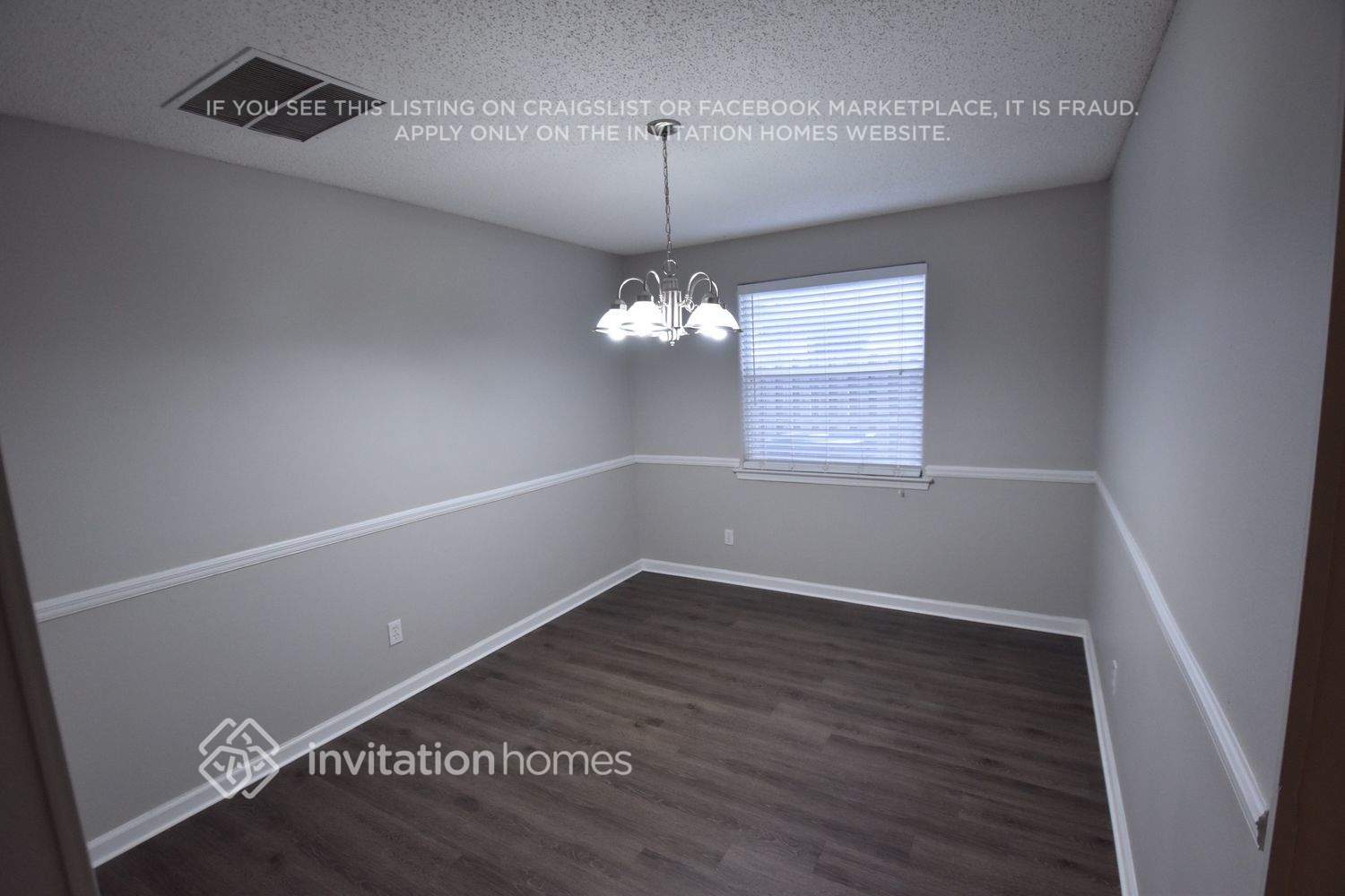 Building Photo - 2139 Lady Di Ln