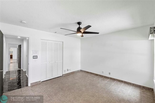 Building Photo - 303 NW 105th Terrace