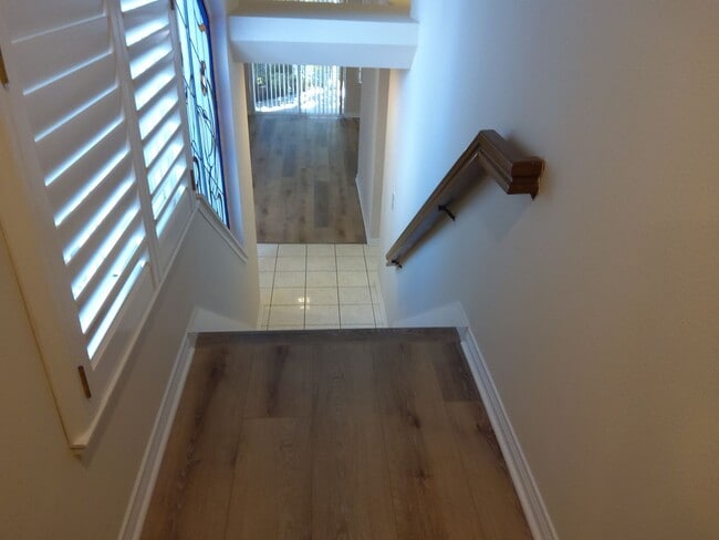 Building Photo - Remodeled 2-Bed, 2-Bath Condo with Garage ...
