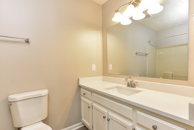 Building Photo - 295 Sanders Dr