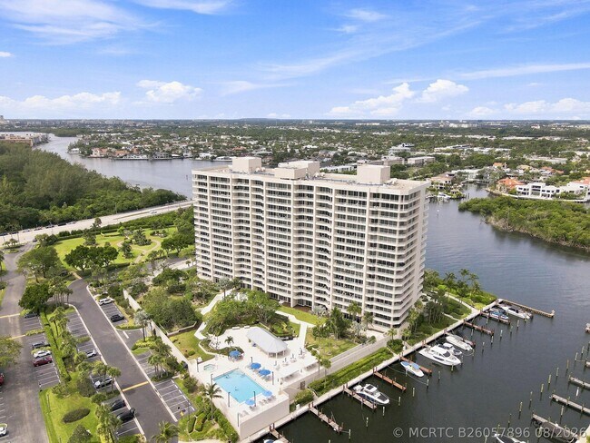 Building Photo - 4101 N Ocean Blvd