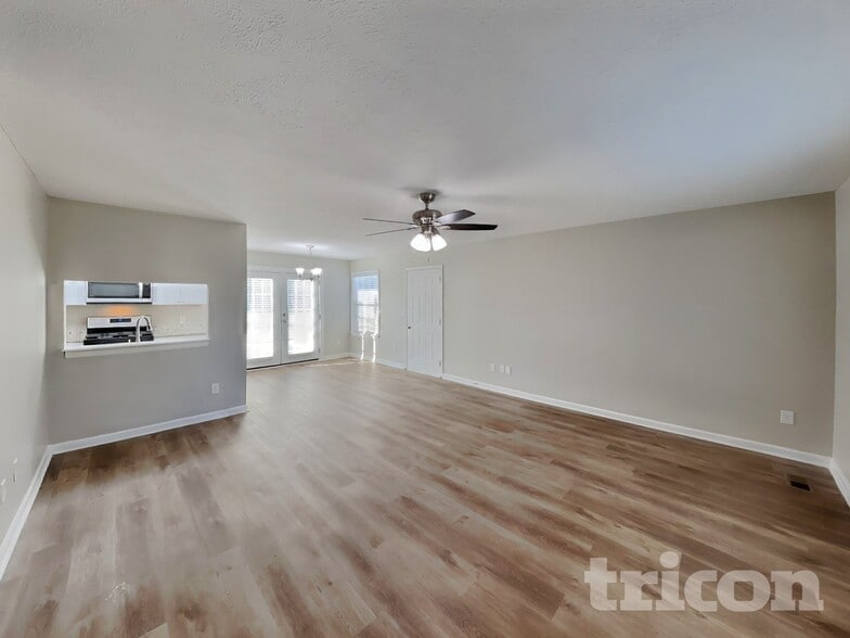 Building Photo - 531 Winning Dr