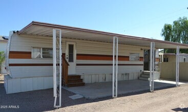 Building Photo - 677 S Warner Dr