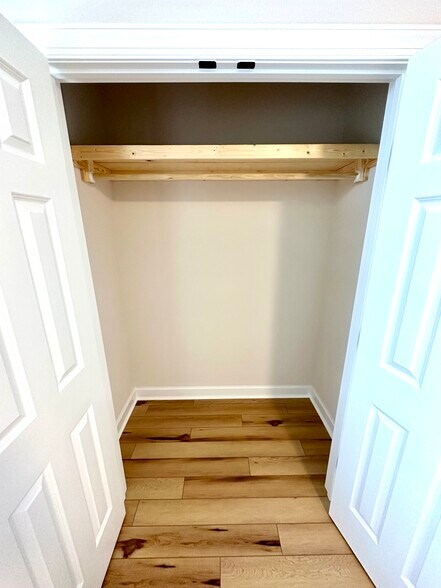Bedroom 1 Closet - 4119 Peachtree Ave