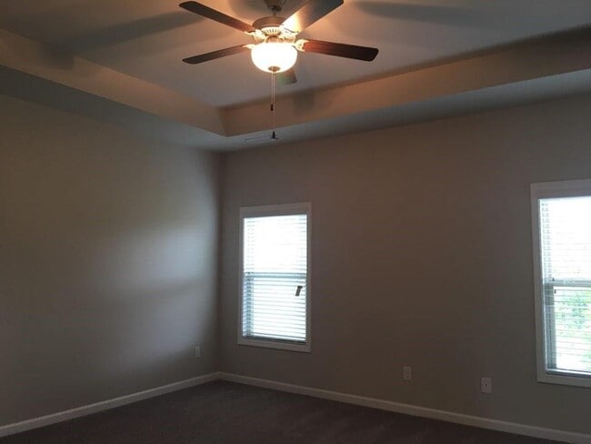 Building Photo - 2168 Lakeview Bend Way