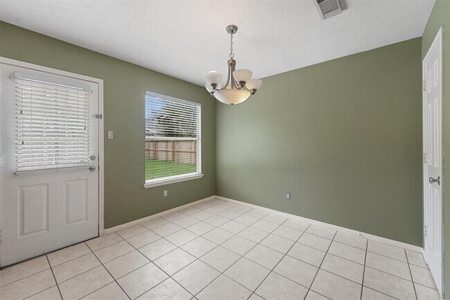 Building Photo - 26893 Palace Pines Dr