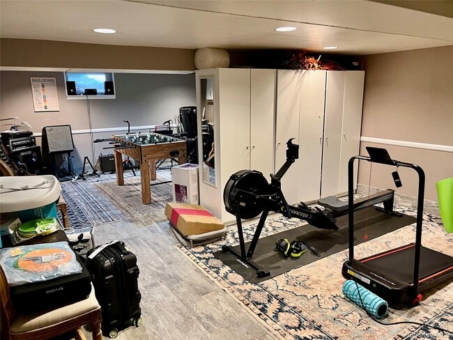 Building Photo - 46 Beechwood Rd