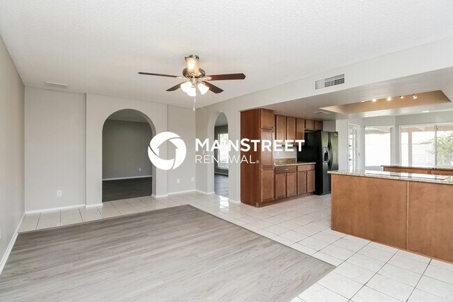 Building Photo - 3 Bedroom Pet-Friendly Home in Chandler, AZ with Main Street Renewal