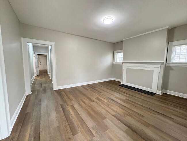 Building Photo - 3 Bedroom, 2 Bathroom House in Reidsville!