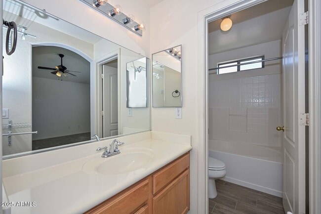 Building Photo - 11767 W Dos Rios Dr