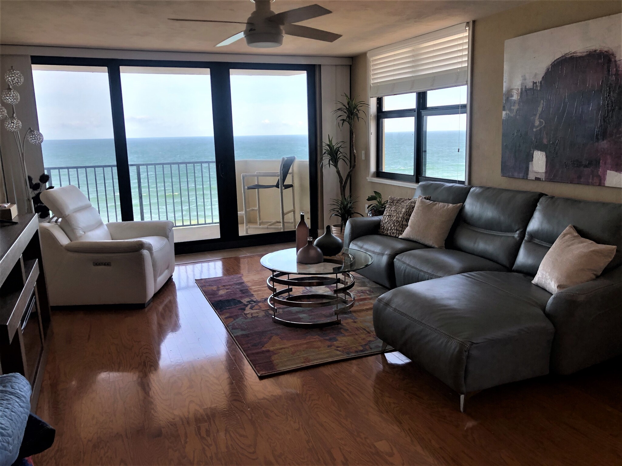 Living Room - 1415 Ocean Shore Blvd