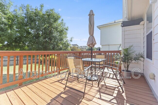 Building Photo - 9810 Moffitt Dr