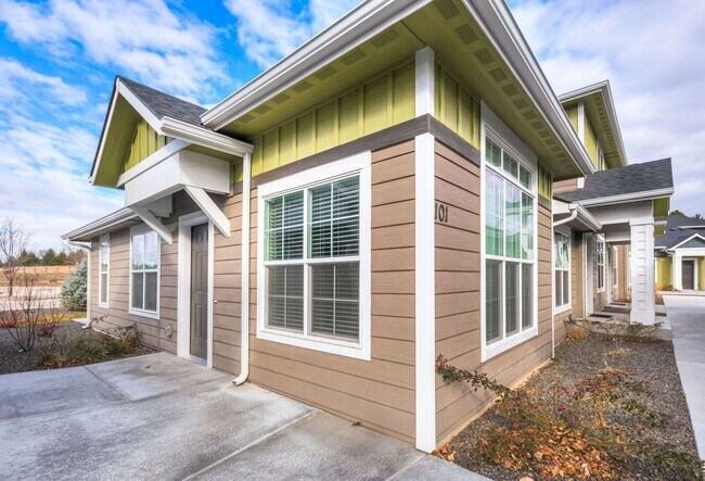 Building Photo - Westborough Apartments
