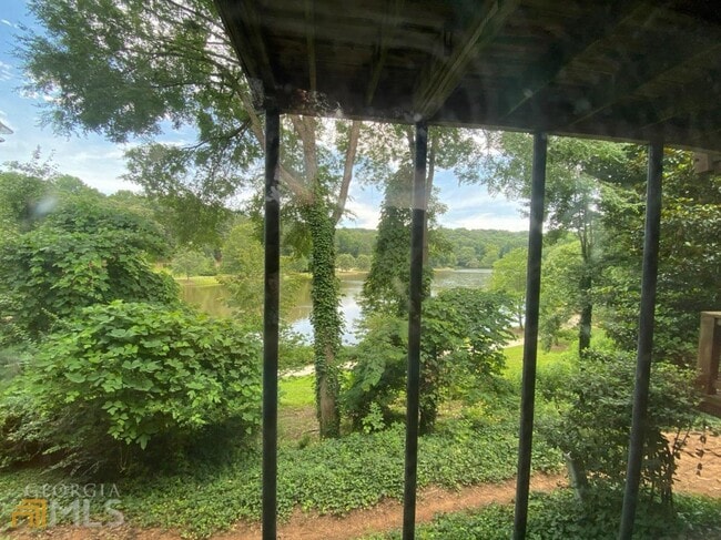 Building Photo - 279 Quail Run