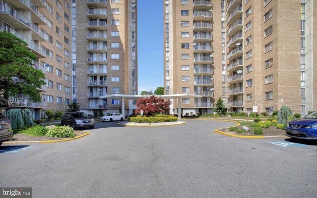 Building Photo - 1836 Metzerott Rd