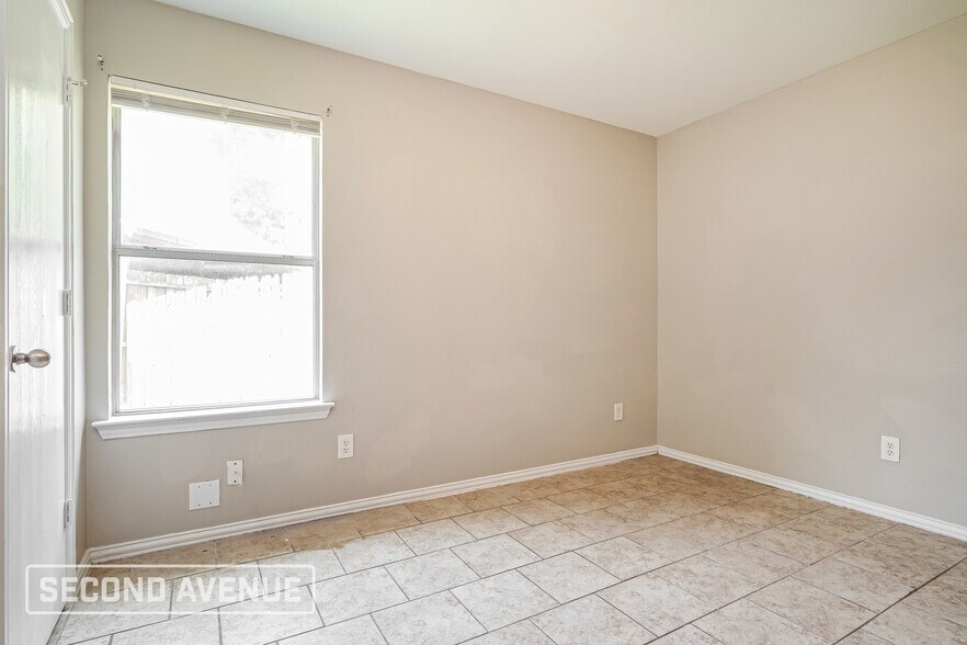 Building Photo - 4831 Tecate Ct