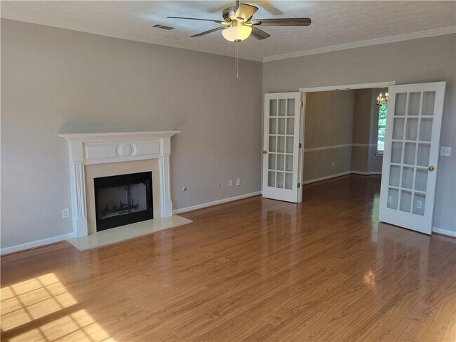 Building Photo - 310 Hulan Way