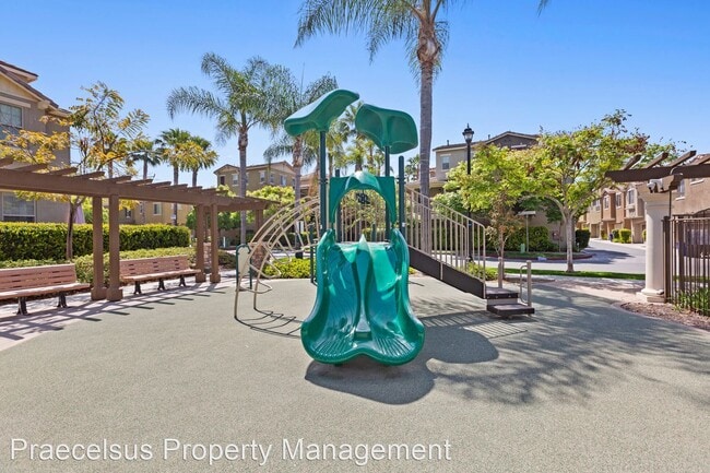 Building Photo - 2 br, 2.5 bath House - 1884 Aquamarine Cou...