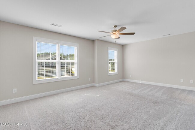 Building Photo - 1012 Bluewater Blvd