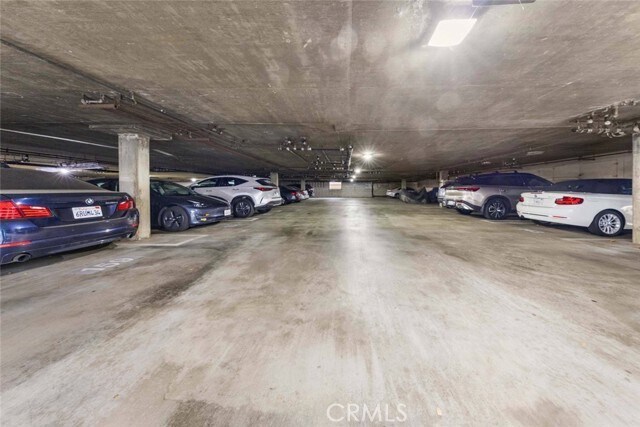 Building Photo - 424 Oak St