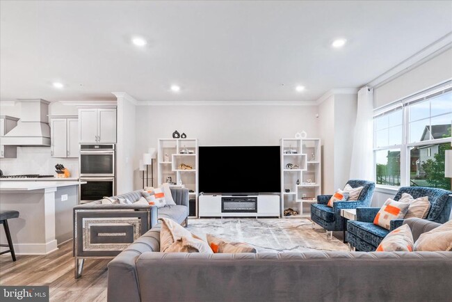Building Photo - 1309 Crampton Pl